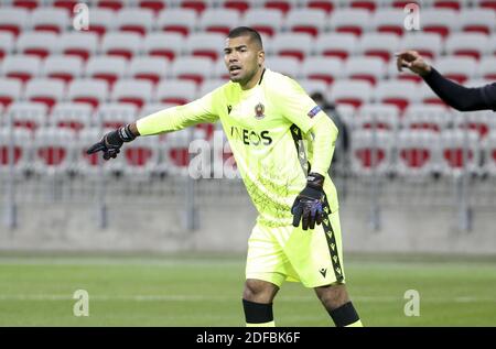 Nizza, Frankreich. Dezember 2020. Torhüter von Nizza Walter Benitez während der UEFA Europa League, Gruppe C Fußballspiel zwischen OGC Nizza und Bayer Leverkusen am 3. Dezember 2020 im Allianz Riviera Stadion in Nizza, Frankreich - Foto Jean Catuffe / DPPI / LM Kredit: Paola Benini/Alamy Live News Stockfoto