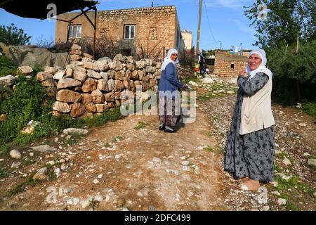 Türkei, kurdische Frauen in Hasankeyf Stockfoto