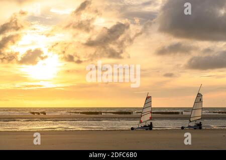 Frankreich, Somme (80), Somme-Bucht, Quend-Plage, Sandyachten am Quend Beach Stockfoto