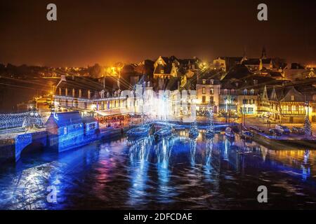 Frankreich, Morbihan (56), Golfe du Morbihan, Auray, le Port de Saint Goustan durant les Illuminations de No?l Stockfoto