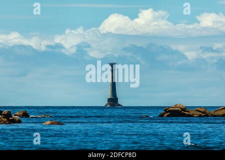 Bishop Rock Lighthouse von Western Rocks (Scilly Isles) aus gesehen Stockfoto