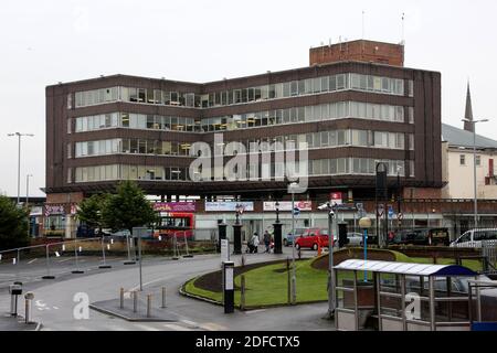 Burns House, Burns Statue Square Ayr. Ayrshire, Schottland, Großbritannien. Ein Betongebäude aus dem Jahr 1960s, in dem Büros des South Ayrshire Council untergebracht sind. Jetzt abgerissen Stockfoto