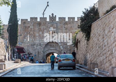 Das Löwentor, das Stephanstor oder das Schaftor, das sich in der Ostmauer der Altstadt Jerusalems, dem islamischen Viertel, befindet, markiert den Eingang des Beginni Stockfoto