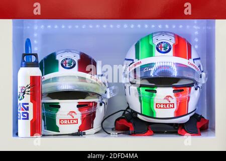 Sakhir, Bahrain. 4. Dez 2020.GIOVINAZZI Antonio (ita), Alfa Romeo Racing ORLEN C39, Helm während des Formel 1 Rolex Sakhir Grand Prix 2020, vom 4. Bis 6. Dezember 2020 auf dem Bahrain International Circuit, in Sakhir, Bahrain - Foto Antonin Vincent / DPPI / LM Credit: Paola Benini/Alamy Live News Stockfoto