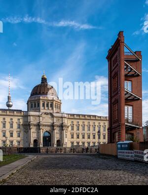 Rekonstruktion der Ecke Schinkels Bauakademie und Berliner Palast-Rekonstruktion als Humboldt-Forum, Mitte, Berlin Stockfoto