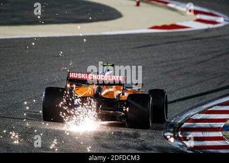 Sakhir, Bahrain. 4. Dez 2020.04 NORRIS Lando (gbr), McLaren Renault F1 MCL35, Aktion während des Formel 1 Rolex Sakhir Grand Prix 2020, vom 4. Bis 6. Dezember 2020 auf dem Bahrain International Circuit, in Sakhir, Bahrain - Foto Florent Gooden / DPPI / LM Credit: Paola Benini/Alamy Live News Stockfoto