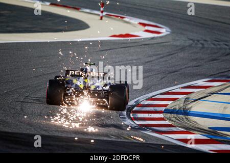 Sakhir, Bahrain. 4. Dezember 2020.31 OCON Esteban (Fra), Renault F1 Team RS20, Aktion während des Formel 1 Rolex Sakhir Grand Prix 2020, vom 4. Bis 6. Dezember 2020 auf dem Bahrain International Circuit, in Sakhir, Bahrain - Foto Florent Gooden / DPPI / LM Credit: Paola Benini/Alamy Live News Stockfoto