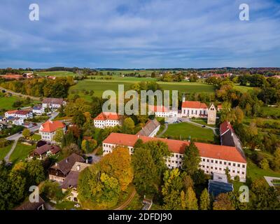 Luftaufnahme, Kloster Wessobrunn, Pfaffenwinkel, Oberbayern, Bayern, Deutschland, Europa Stockfoto