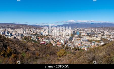 Tiflis, Georgien - 23. November, 2020: Panoramablick auf Tiflis, Stadtbild Stockfoto