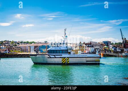 Seacat Enterprise, Seacat Services betreiben eine Flotte von IACS klassifizierten Mehrzweck-Offshore-Energie-Support-Schiffen. Cowes, Isle of Wight, England, UN Stockfoto