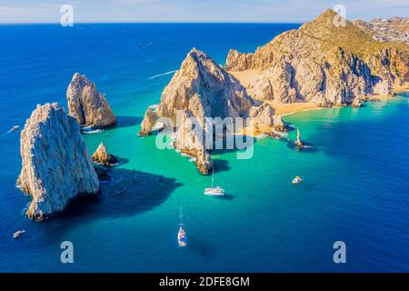 El Arco de Cabo San Lucas, Baja California Sur, Mexiko; Luftaufnahme von Lands End, der südlichsten Spitze der Halbinsel Baja California Stockfoto