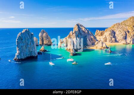 Luftaufnahme des Arch (El Arco) von Cabo San Lucas, Mexiko, an der südlichsten Spitze der Halbinsel Baja California Stockfoto