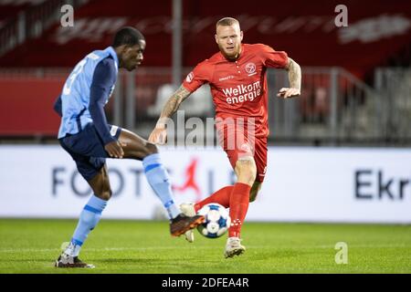 Almere, Niederlande. Dezember 2020. ALMERE, 04-12-2020, Yanmar Stadion, Saison 2020/2021, Niederländischer Fußball Keuken Kampioen Divisie. Almere City FC Spieler Thomas Verheydt während des Spiels Almere City - Jong Utrecht Credit: Pro Shots/Alamy Live News Stockfoto