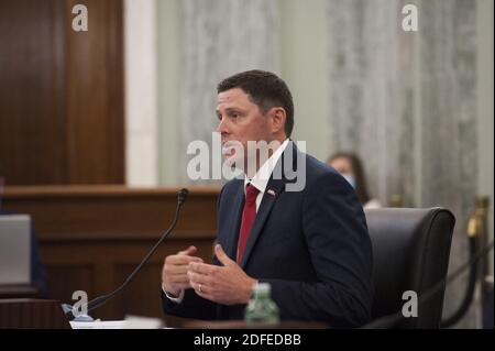 Keith Carter, Vizekanzler für Interkollegiate Athletics, der Universität von Mississippi, antwortet auf Fragen, wie er vor einem Senat erscheint, Und Anhörung des Transportausschusses mit dem Titel "Untersuchung eines Vergütungsrahmens für interkollegiate Athleten" im Russel Senate Office Building auf dem Capitol Hill in Washington, DC, USA, Mittwoch, 1. Juli 2020. Foto von Rod Lampey/CNP/ABACAPRESS.COM Stockfoto
