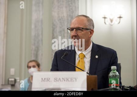 Greg Sankey, Kommissar, Southeastern Conference, bezeugt vor einer Anhörung des Senats für Handel, Wissenschaft und Transport mit dem Titel "Untersuchung eines Vergütungsrahmens für interkollegiate Athleten" im Russel Senate Office Building auf dem Capitol Hill in Washington, DC, USA, Mittwoch, 1. Juli 2020. Foto von Rod Lampey/CNP/ABACAPRESS.COM Stockfoto