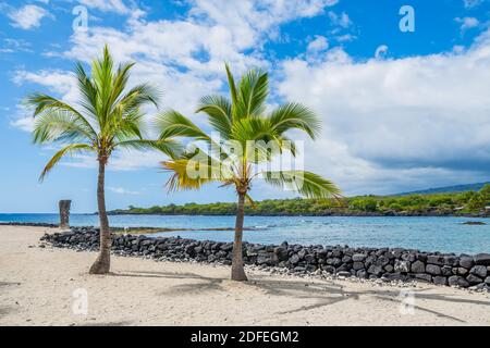 Hawaii Strand am Puʻuhonua O Hōnaunau National Historical Park, Big Island Stockfoto