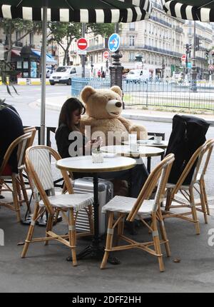 Atmosphäre in den Straßen von Paris in Saint Germain des Pres, die Brasserie Le Choupinet in der Nähe des jardin du Luxembourg, in Paris, Frankreich, am 20. Juli 2020. Foto von Denis Guignebourg/ABACAPRESS.COM Stockfoto