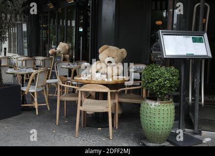 Atmosphäre in den Straßen von Paris in Saint Germain des Pres, die Brasserie Le Choupinet in der Nähe des jardin du Luxembourg, in Paris, Frankreich, am 20. Juli 2020. Foto von Denis Guignebourg/ABACAPRESS.COM Stockfoto