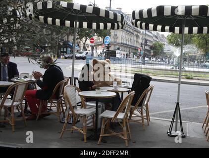 Atmosphäre in den Straßen von Paris in Saint Germain des Pres, die Brasserie Le Choupinet in der Nähe des jardin du Luxembourg, in Paris, Frankreich, am 20. Juli 2020. Foto von Denis Guignebourg/ABACAPRESS.COM Stockfoto