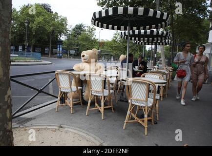 Atmosphäre in den Straßen von Paris in Saint Germain des Pres, die Brasserie Le Choupinet in der Nähe des jardin du Luxembourg, in Paris, Frankreich, am 20. Juli 2020. Foto von Denis Guignebourg/ABACAPRESS.COM Stockfoto