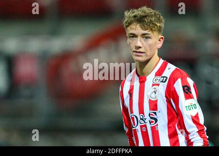 ROTTERDAM, 04-12-2020, Stadion Het Kasteel, Niederländische Eredivisie Fußballsaison 2020/2021, Sparta - Emmen, Sparta Rotterdam Spieler Sven Mijnans Credit: Pro Shots/Alamy Live News Stockfoto