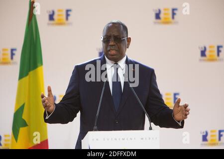 Senegals Präsident Macky Sall hält am 27. August 2020 eine Rede beim Arbeitgeberverband MEDEF-Sommertreffen im Longchamp-Pferderennsportkomplex in Paris. Foto von Raphael Lafargue/ABACAPRESS.COM Stockfoto