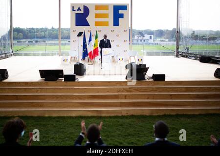 Senegals Präsident Macky Sall hält am 27. August 2020 eine Rede beim Arbeitgeberverband MEDEF-Sommertreffen im Longchamp-Pferderennsportkomplex in Paris. Foto von Raphael Lafargue/ABACAPRESS.COM Stockfoto