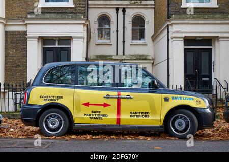 Covid-19 sicheres Londoner Taxi Stockfoto