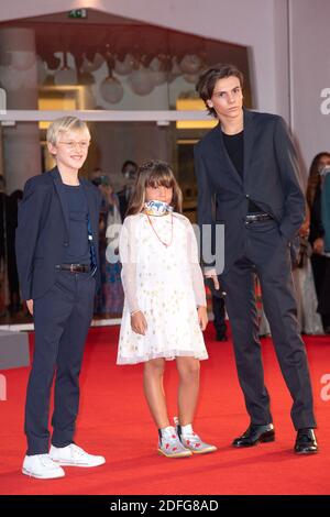 Mattia Garaci, Lea Favino und Francesco Gheghi bei der Premiere von Padrenostro im Rahmen der 77. Filmfestspiele Venedig am 04. September 2020 in Venedig, Italien. Foto von Aurore Marechal/ABACAPRESS.COM Stockfoto