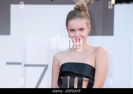 Polina Pushkareva bei der Never Gonna Snow Again Premiere im Rahmen des 77. Filmfestivals in Venedig, Italien am 07. September 2020. Foto von Aurore Marechal/ABACAPRESS.COM Stockfoto