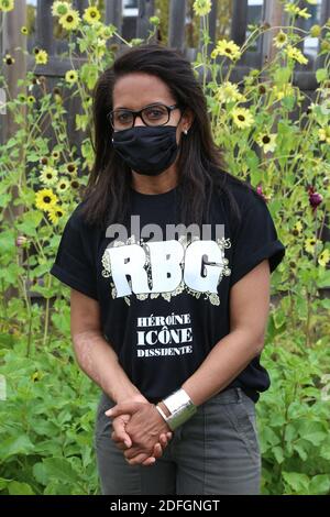 Audrey Pulvar, adjointe a la Maire de Paris, en Charge de l'agriculture lors de l'inauguration des Murs à Fleurs : Production de fleurs locales a Montreuil, France, le 19 Septembre 2020. Foto von Jerome Domine/ABACAPRESS.COM Stockfoto