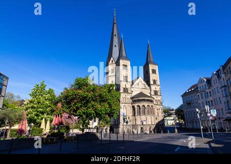 Bonn Minster ist eine römisch-katholische Kirche in Bonn. Stockfoto