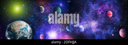 Planet Erde im dunklen Weltraum. Blick auf die Erde vom Mond. Elemente dieses Bildes, die von der NASA eingerichtet wurden Stockfoto