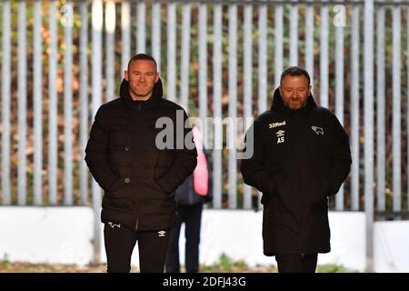 LONDON, ENGLAND. 5. DEZEMBER Derby County Interim Manager Wayne Rooney kommt im Stadion vor dem Sky Bet Championship Spiel zwischen Millwall und Derby County in Den, London am Samstag, 5. Dezember 2020. (Quelle: Ivan Yordanov, Mi News) Stockfoto