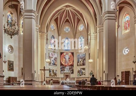 Co-Kathedrale Santa María oder Kirche Santa María la Mayor, valencianischer gotischer und neugotischer Tempel, Castellón de la Plana, Spanien, Europa. Stockfoto