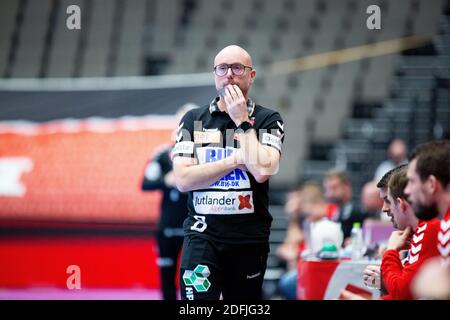 Aalborg, Dänemark. Dezember 2020. Cheftrainer Stefan Madsen von Aalborg Handball in der Dänischen Männer Handball League Spiel zwischen Aalborg Handball und Lemvig-Thyboron Handball in Jutlander Bank Arena in Aalborg gesehen. (Foto: Gonzales Photo - Balazs Popal). Stockfoto