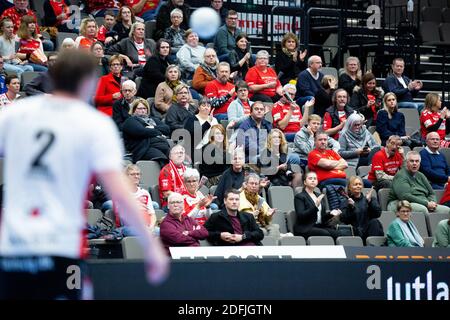 Aalborg, Dänemark. Dezember 2020. Handbold Fans von Aalborg Handball in der dänischen Männer Handball League Spiel zwischen Aalborg Handball und Lemvig-Thyboron Handball in Jutlander Bank Arena in Aalborg gesehen. (Foto Kredit: Gonzales Foto/Alamy Live News Stockfoto