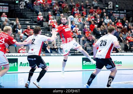 Aalborg, Dänemark. Dezember 2020. Mads Christiansen (20) von Aalborg Handball gesehen in der dänischen Männer Handball League Spiel zwischen Aalborg Handball und Lemvig-Thyboron Handball in Jutlander Bank Arena in Aalborg. (Foto Kredit: Gonzales Foto/Alamy Live News Stockfoto