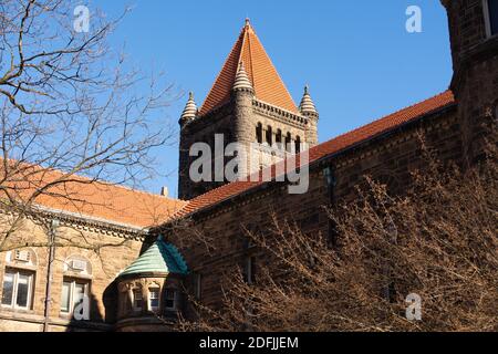 Außenansicht der alten Universität im Mittleren Westen. Urbana, Illinois. Stockfoto