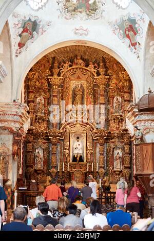 Innenraum der Mission San Xavier Del Bac, Tucson, Arizona Stockfoto