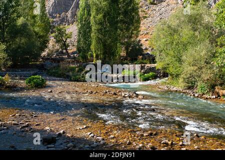 Munzur Mount und Nationalpark. Munzur River in Ovacik, Tunceli. Türkischer Name; Munzur Gozeleri. Stockfoto