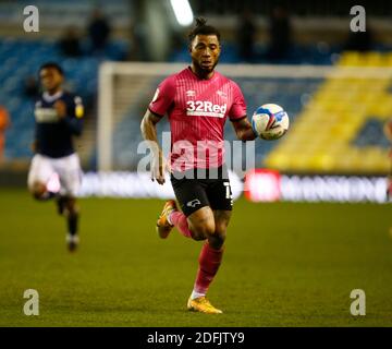 LONDON, Vereinigtes Königreich, DEZEMBER 05: Colin Kazim-Richards von Derby County während der Sky Bet Championship zwischen Millwall und Derby County im Den Stadium, London am 05. Dezember, 2020 Credit: Action Foto Sport/Alamy Live News Stockfoto