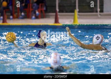 Roma, Italien. Dezember 2020. Roma, Italien, Lido di Ostia, 05. Dezember 2020, Arianna Garibotti (Ekipe Orizzonte) während Lifebrain SIS Roma vs Ekipe Orizzonte - Waterpolo Italian Serie A1 Frauen Match Credit: Luigi Mariani/LPS/ZUMA Wire/Alamy Live News Stockfoto