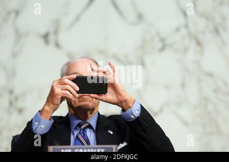 Senator Charles Grassley (R-Iowa) während Richter Amy Coney BarrettâÂ € Â™s Senat Bestätigung Anhörung auf Capitol Hill in Washington, DC, USA, am 12. Oktober 2020. Foto von Erin Schaff/Pool/ABACAPRESS.COM Stockfoto