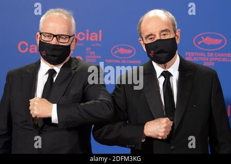 Der Generaldirektor der Filmfestspiele von Cannes, Thierry Fremaux, und der französische Direktor der Filmfestspiele von Cannes, Pierre Lescure, nehmen an der Eröffnungszeremonie des Cannes 2020 Special am 27. Oktober 2020 in Cannes, Frankreich, Teil. Die 73. Ausgabe der Filmfestspiele von Cannes, die im Mai 2020 stattfinden sollte, wurde wegen der Pandemie von Covid-19 abgesagt. Das Cannes 2020 Special läuft vom 27. Bis 29. Oktober. Foto von David Niviere/ABACAPRESS.COM Stockfoto