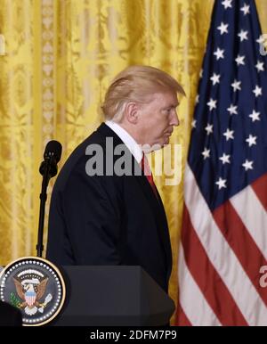 Datei Foto - US-Präsident Donald Trump hält eine gemeinsame Pressekonferenz mit Präsident Sauli Niinistö von Finnland im East Room des Weißen Hauses am 28. August 2017 in Washington, DC, USA. . Donald Trump hat privat vertraut, dass er befürchtet, dass er bei einem Verlust der Präsidentschaftswahl mit mehreren Strafverfolgungen konfrontiert wird. Der Präsident der Vereinigten Staaten hat den Leuten gesagt, dass er erwartet, dass die Chancen der Anklage gegen ihn dramatisch steigen, wenn er Joe Biden am 3. November verliert. Laut der New York Times ist Trump besorgt über eine laufende Untersuchung seiner Finanzen durch den Manhattan District Stockfoto