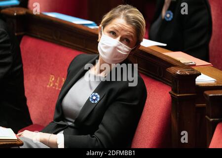 Die französische Ministerin für ökologische Transition Barbara Pompili nimmt an einer Fragestunde an die Regierung in der französischen Nationalversammlung am 10. November 2020 in Paris Teil. Foto von David Niviere/ABACAPRESS.COM Stockfoto