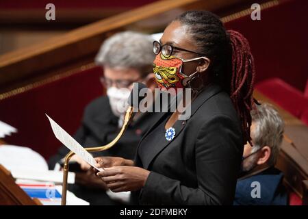 Der stellvertretende Abgeordnete Daniele Obono nimmt an einer Fragestunde an die Regierung in der französischen Nationalversammlung am 10. November 2020 in Paris, Frankreich, Teil. Foto von David Niviere/ABACAPRESS.COM Stockfoto