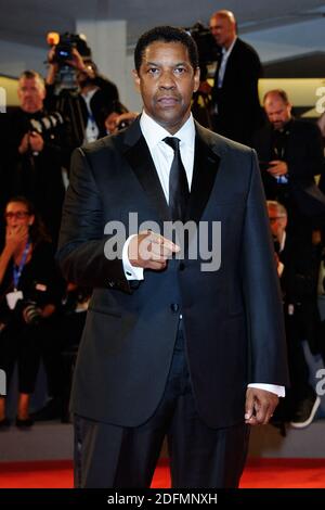 Datei Foto vom 10. September 2016 von Denzel Washington bei der Premiere von "The Magnificent Seven" auf dem Lido in Venedig, Italien im Rahmen des 73. Mostra, Venice International Film Festival. Die New York Times hat Denzel Washington zum ersten größten Schauspieler des 21. Jahrhunderts ernannt. Foto von Aurore Marechal/ABACAPRESS.COM Stockfoto