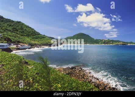 1990s St. Barts (Saint Barthélemy) – Le Christopher Hotel, Blick auf das Meer vom Poolbereich; eines der besseren Hotels der Insel Ca. 1997 Stockfoto